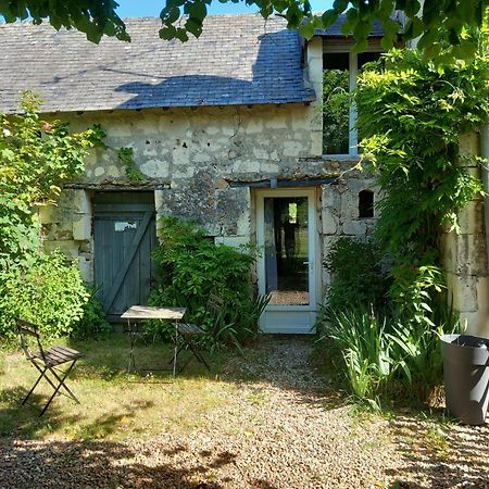 Les Chambres Du Vau Profond Vernoil Exterior foto
