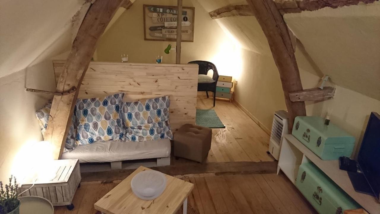 Les Chambres Du Vau Profond Vernoil Exterior foto